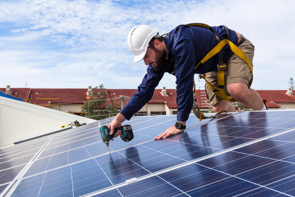 How to choose the best solar panel installer?
